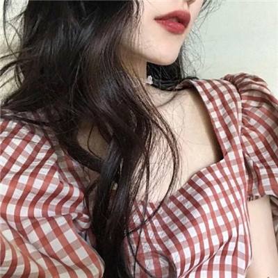纯白魔女哔哩哔哩服下载